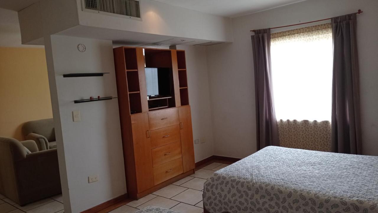 Confort Ejecutivo Suites Lindavista Guadalupe (Nuevo Leon) Exterior foto
