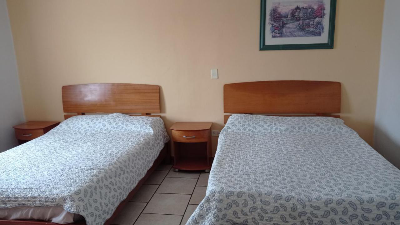 Confort Ejecutivo Suites Lindavista Guadalupe (Nuevo Leon) Exterior foto