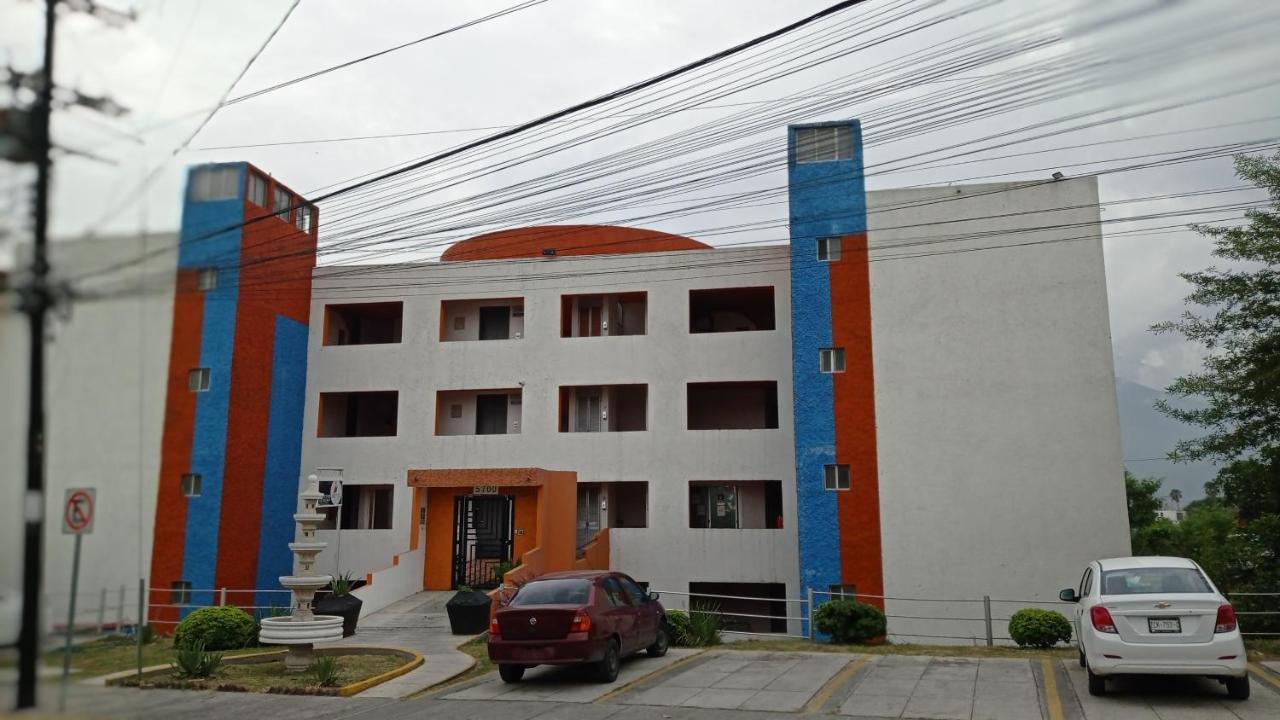 Confort Ejecutivo Suites Lindavista Guadalupe (Nuevo Leon) Exterior foto