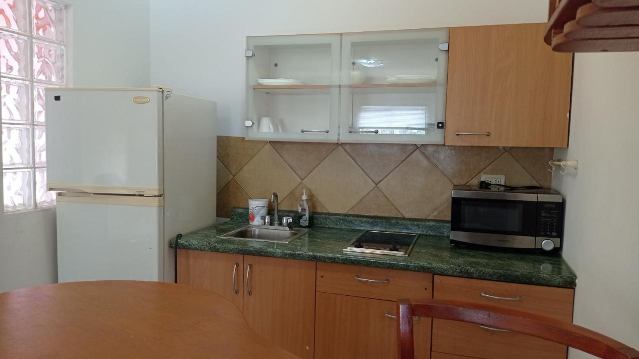 Confort Ejecutivo Suites Lindavista Guadalupe (Nuevo Leon) Exterior foto