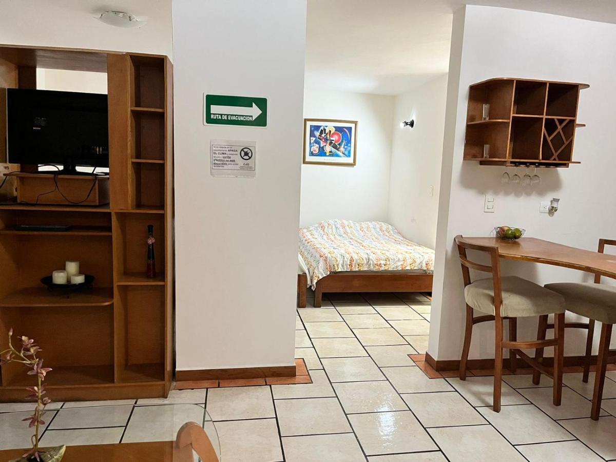 Confort Ejecutivo Suites Lindavista Guadalupe (Nuevo Leon) Exterior foto